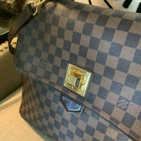 Authentic Luis Vuitton - Bergamo GM - Picture 6 of 15